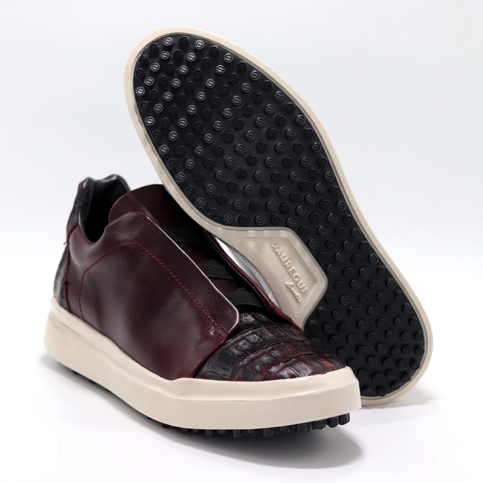 SNEAKER RESORTE COCODRILO BLACK CHERRY - Imagen 6