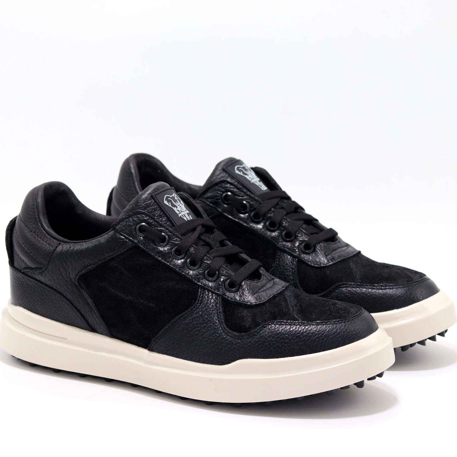 SATURNO HIPOPOTAMO NEGRO